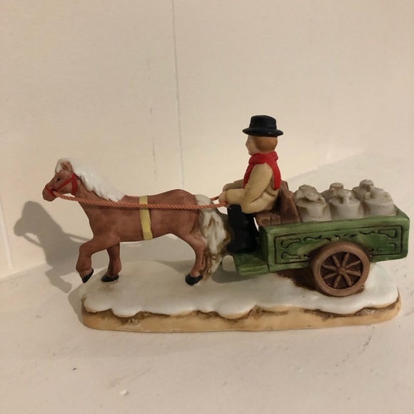 Lefton Colonial Village horse drawn milk delivery wagon. # 06461. - Picture 2 of 4